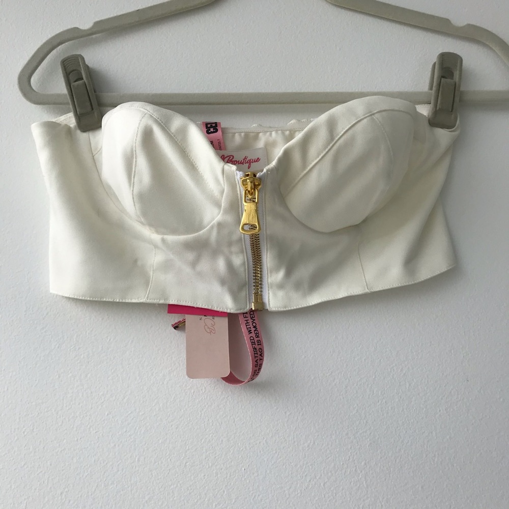 NWT House of CB Top